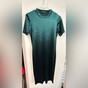 Zara turquoise velvet midi dress size M